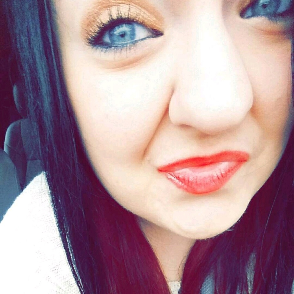 Meet your Posher, Jennica
